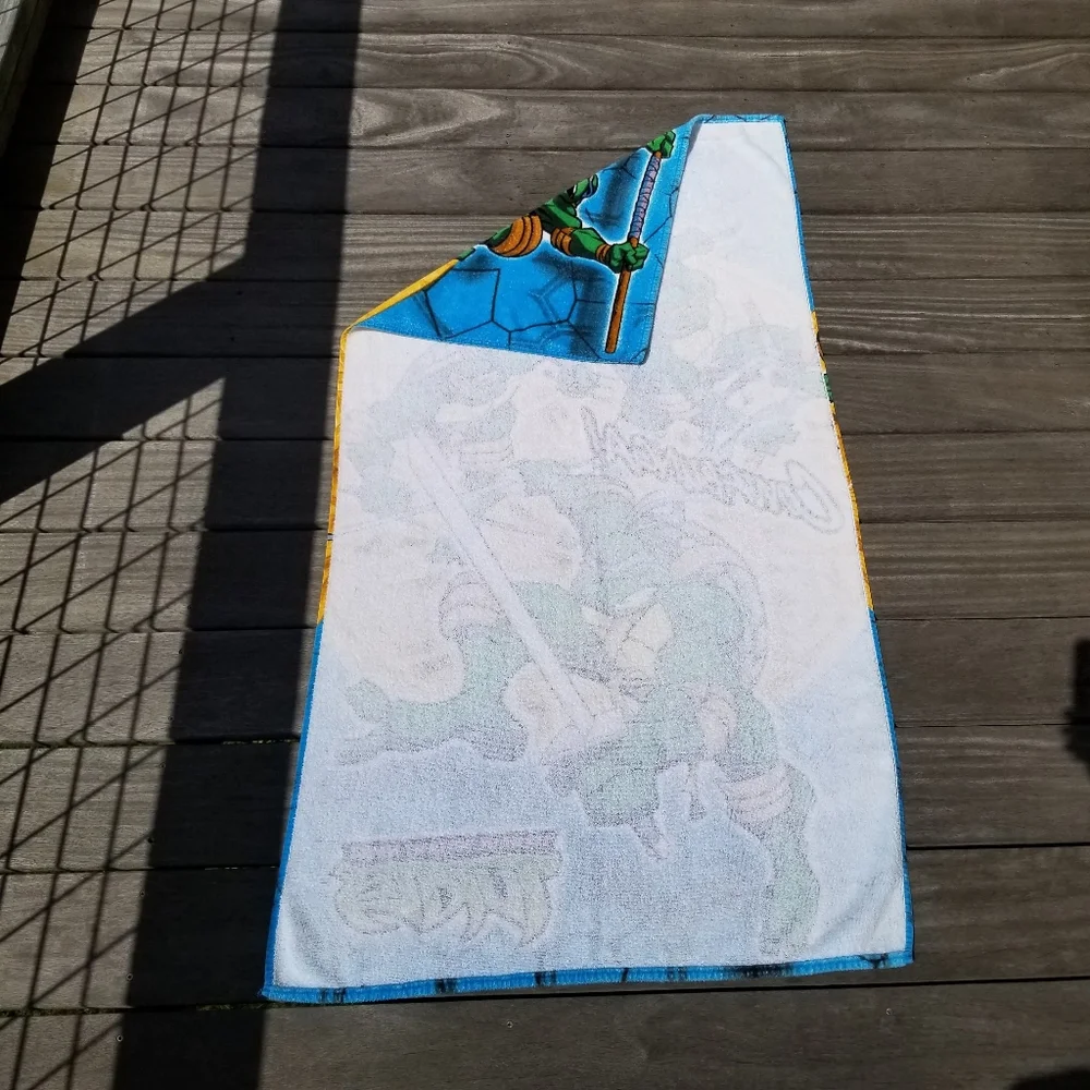 Vintage TMNT Beach Towel Teenage Mutant Ninja Turtles Cowabunga  54”x28” 2003
